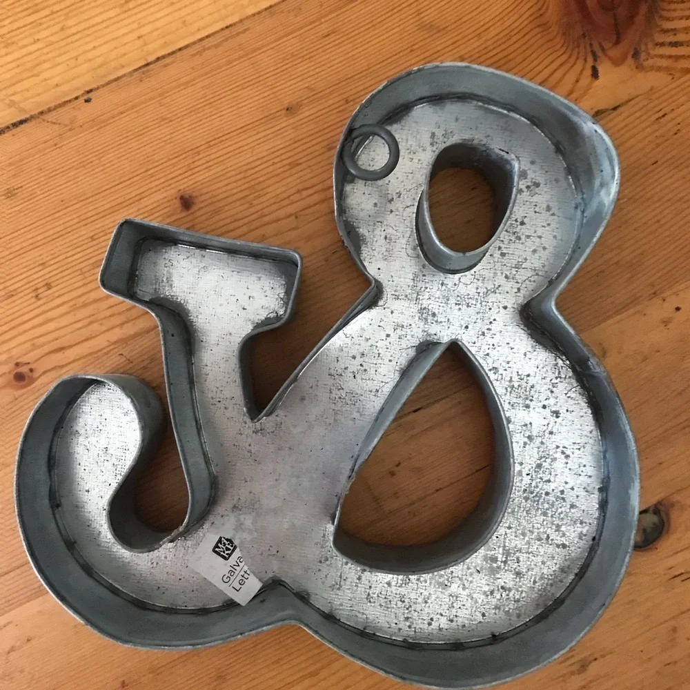 N/A ✔️metal ampersand